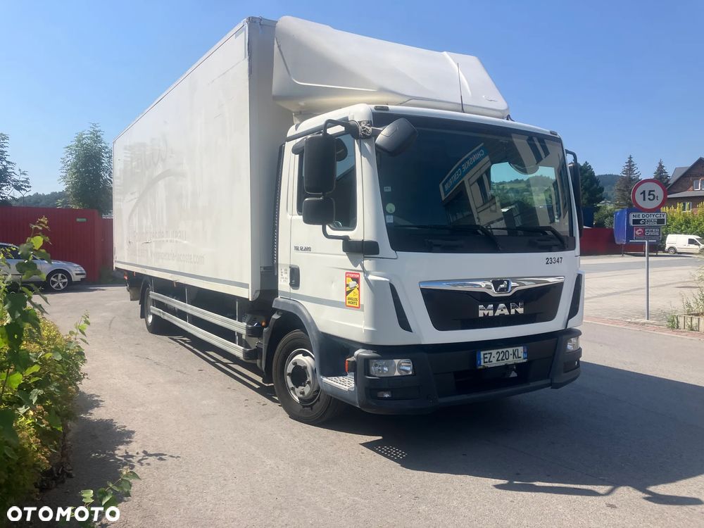 MAN MAN TGL 12.220 kurierka kontener 18 palet - 2