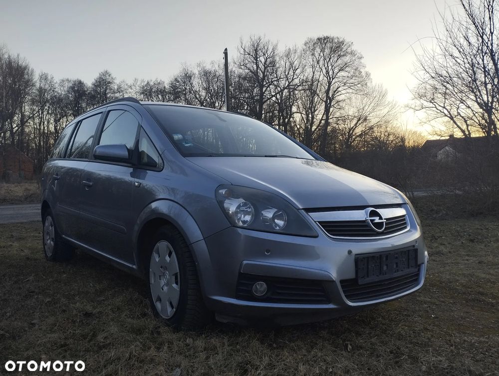 Opel Zafira - 11