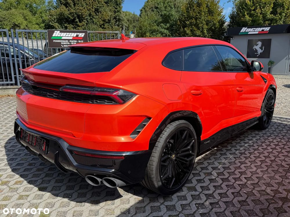 Lamborghini Urus - 6