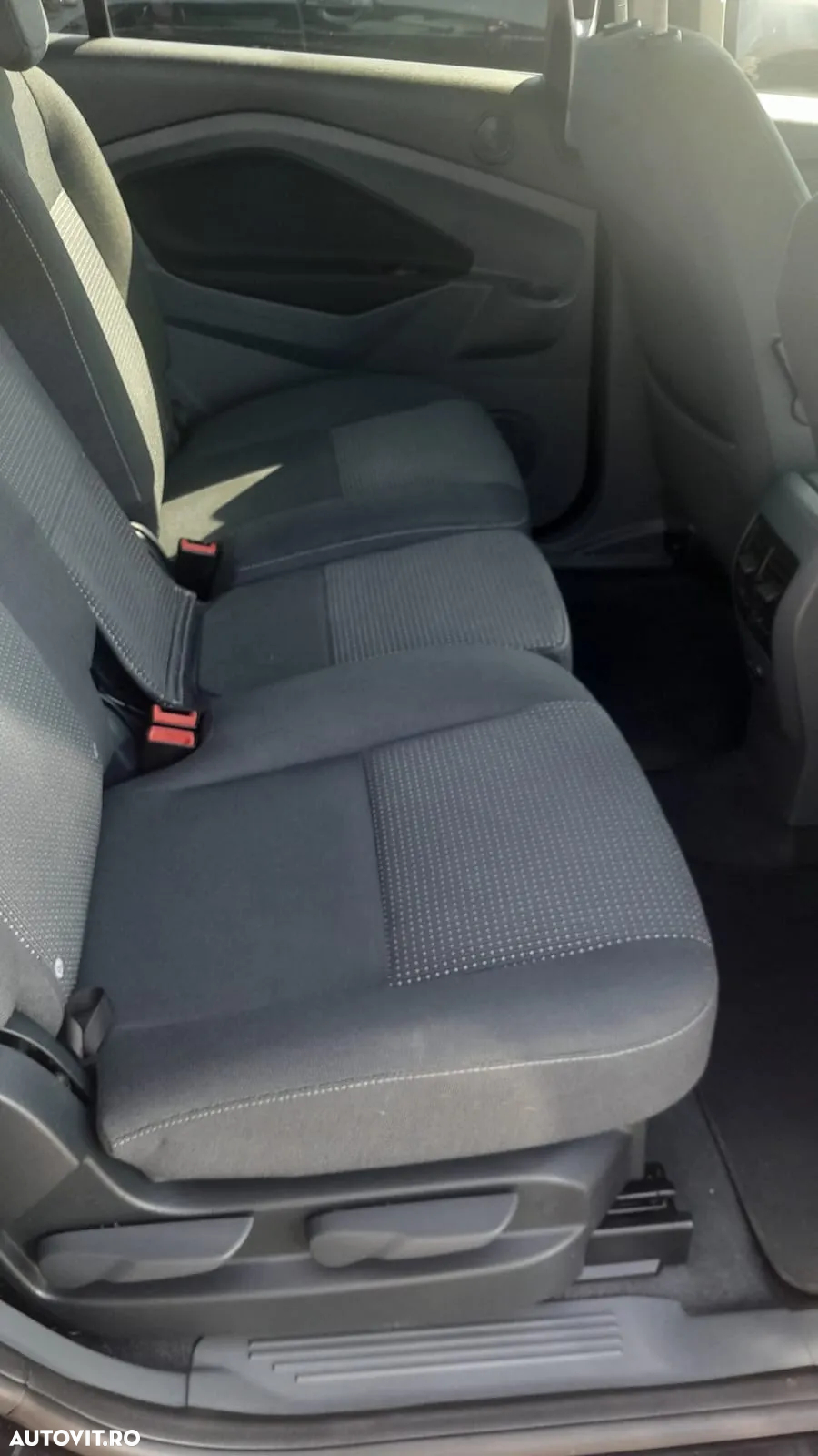 Ford Grand C-Max - 10