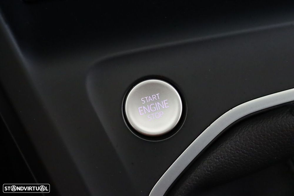 VW Golf 1.0 TSI Life - 32
