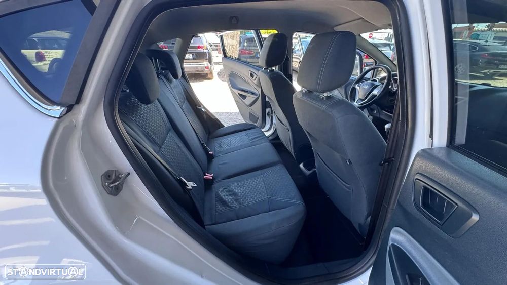 Ford Fiesta - 31