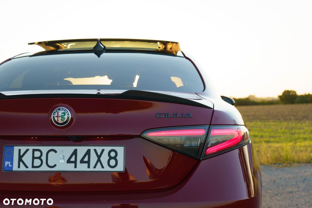 Alfa Romeo Giulia 2.0 Turbo Veloce Q4 - 14