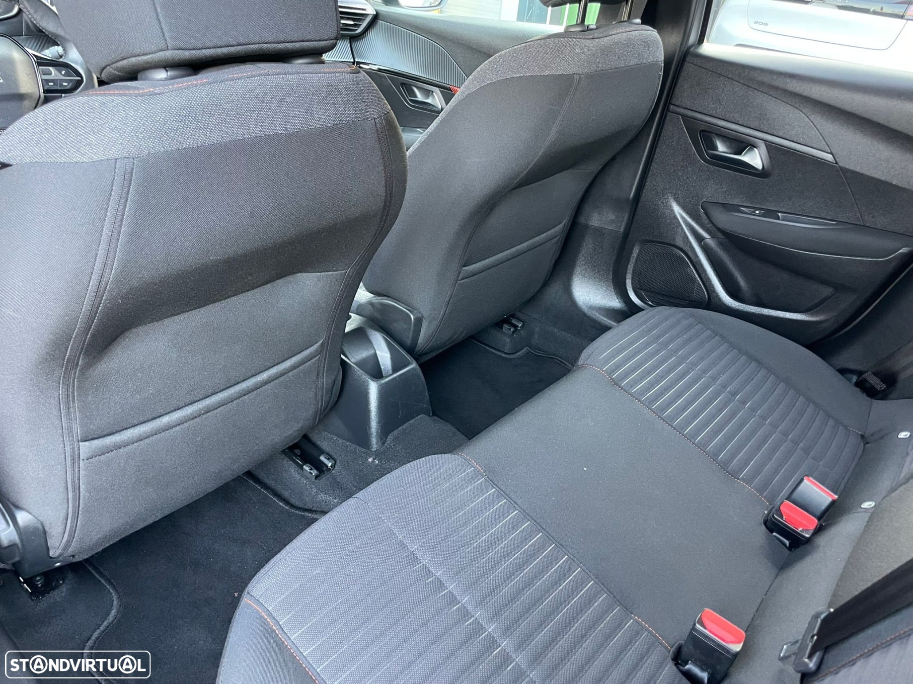 Peugeot 208 1.2 PureTech Active Pack - 10
