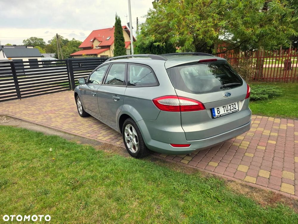 Ford Mondeo 1.6 Gold X - 19