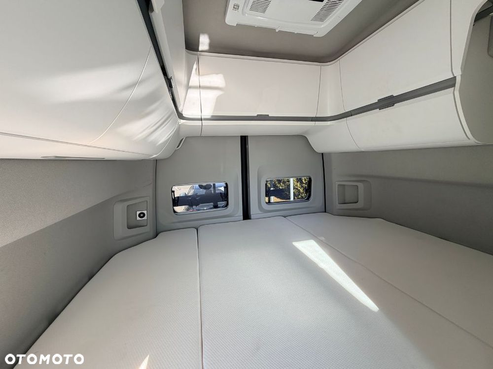 Volkswagen Grand California 600 - 11