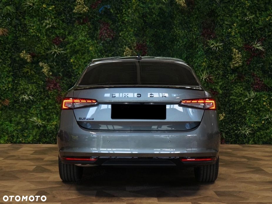 Skoda Superb 1.5 TSI mHEV Sportline DSG - 4
