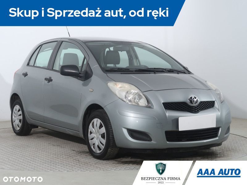 Toyota Yaris - 2