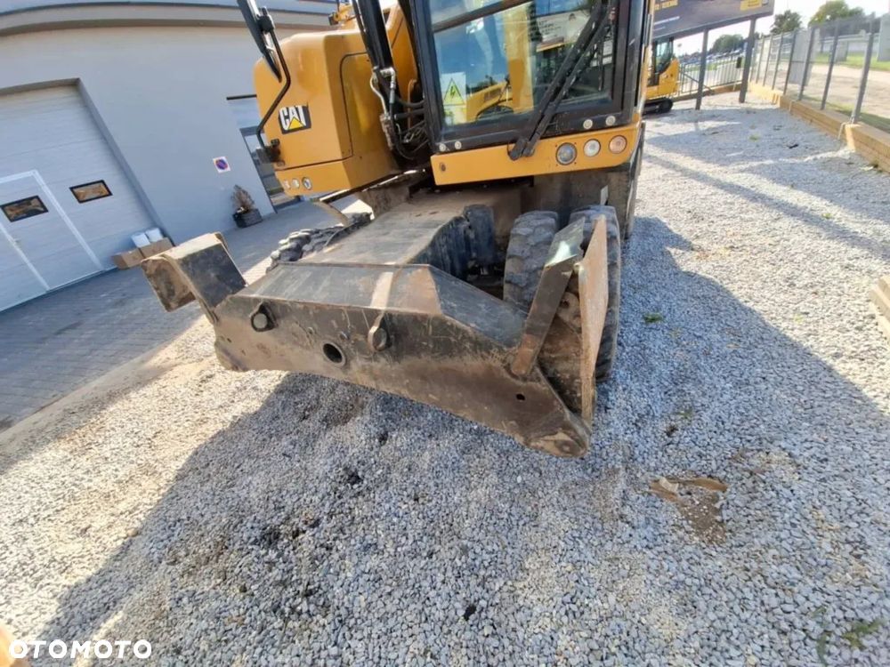 Caterpillar M318F - 9