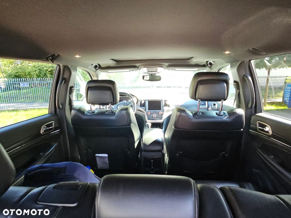 Jeep Grand Cherokee - 15