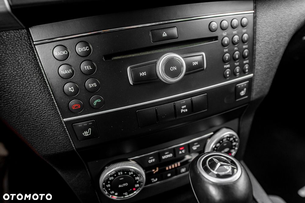 Mercedes-Benz GLK 250 CDI DPF 4Matic BlueEFFICIENCY 7G-TRONIC SPORT EDITION - 31
