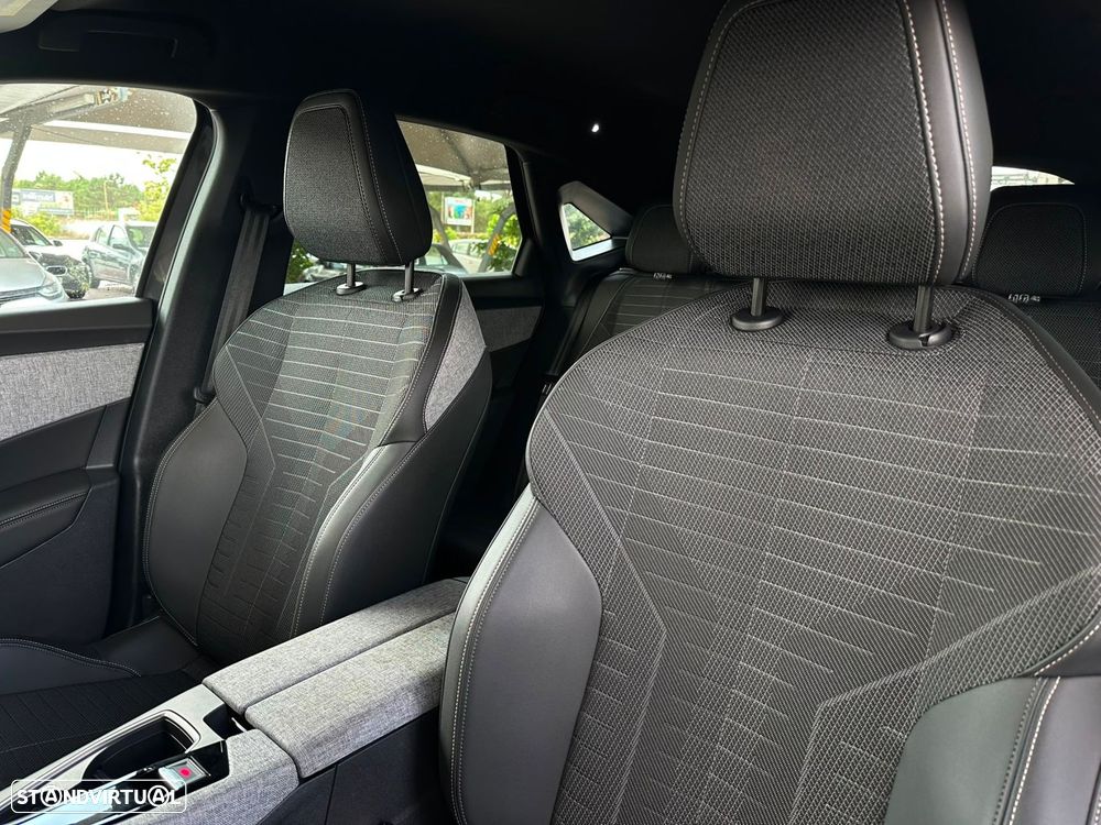 Peugeot 3008 1.2 Hybrid Allure e-DCS6 - 8