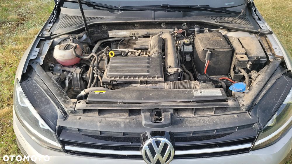 Volkswagen Golf 1.4 TSI BMT Comfortline - 14