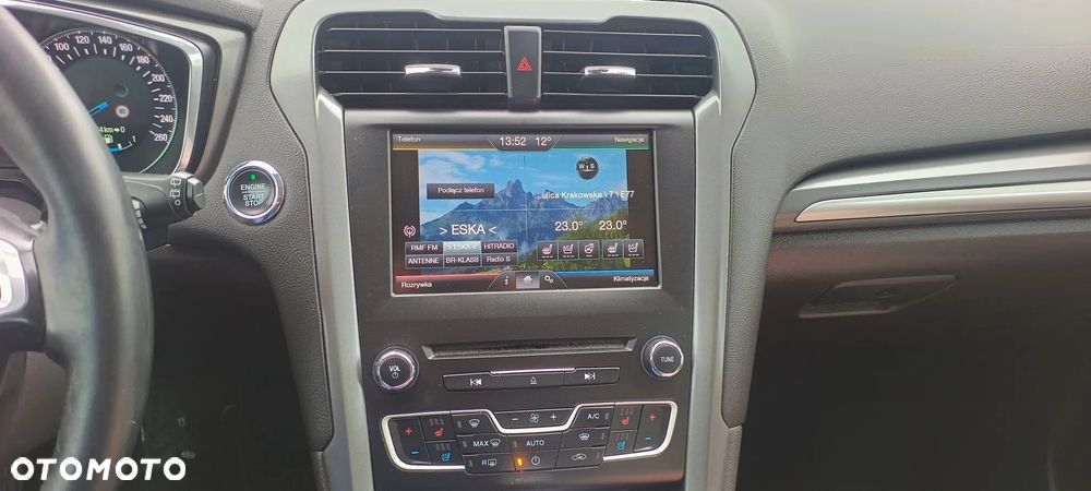 Ford Mondeo Turnier 2.0 EcoBlue Titanium - 24