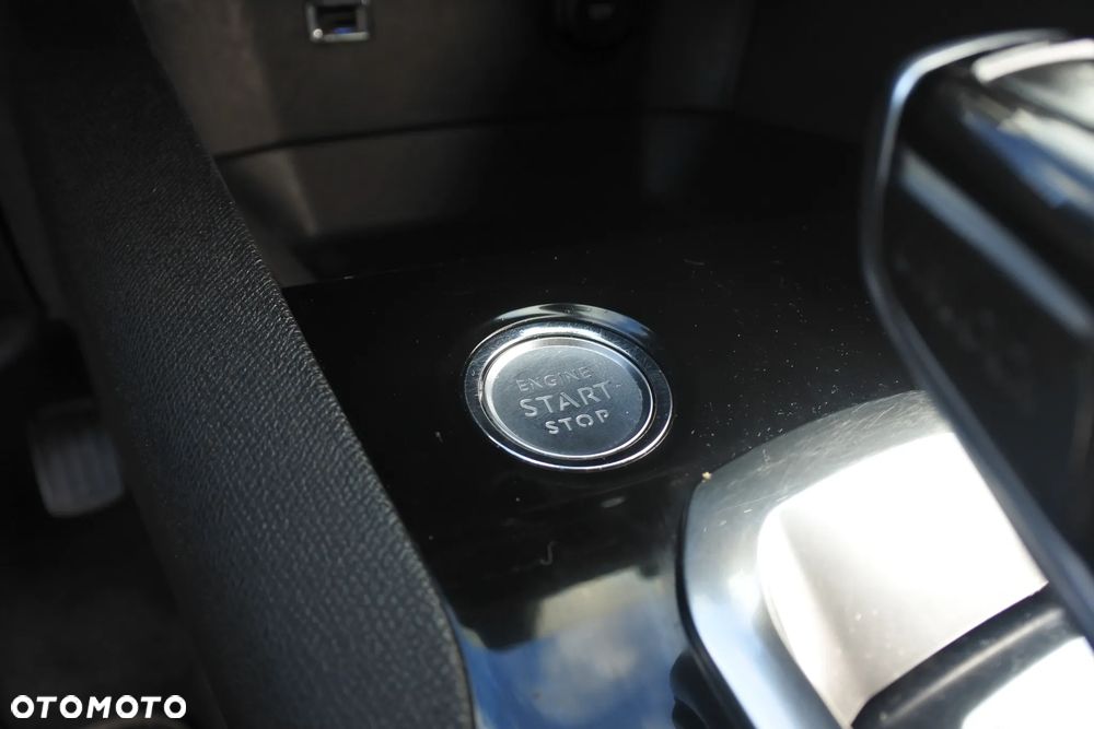 Peugeot 5008 BlueHDi 130 EAT8 GT - 19