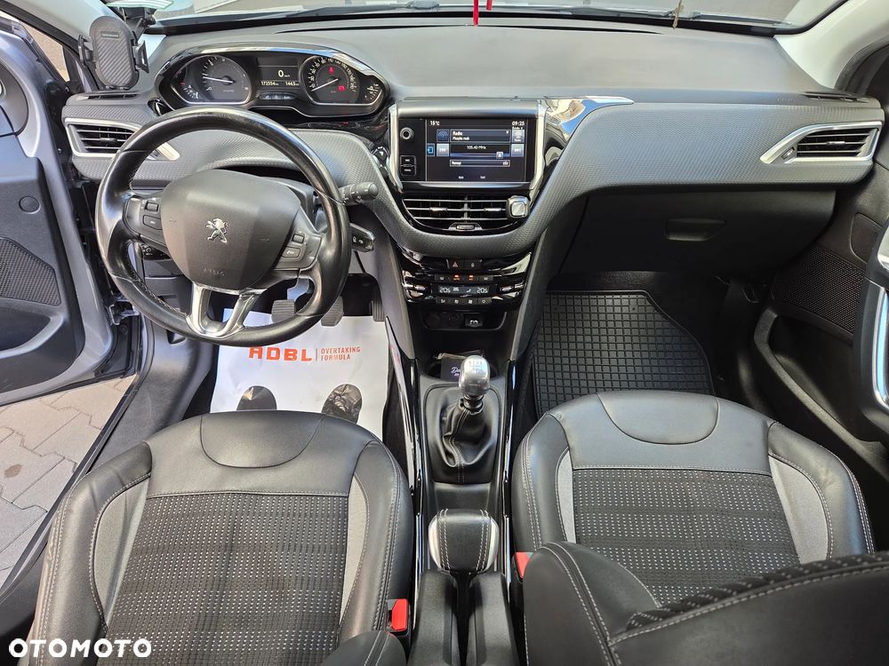Peugeot 2008 BlueHDi FAP 120 STOP & START Allure - 6