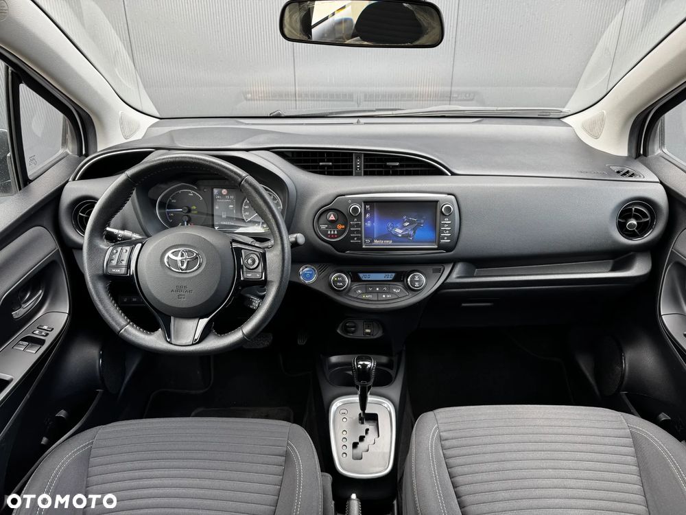 Toyota Yaris Hybrid 100 Premium EU6 - 8
