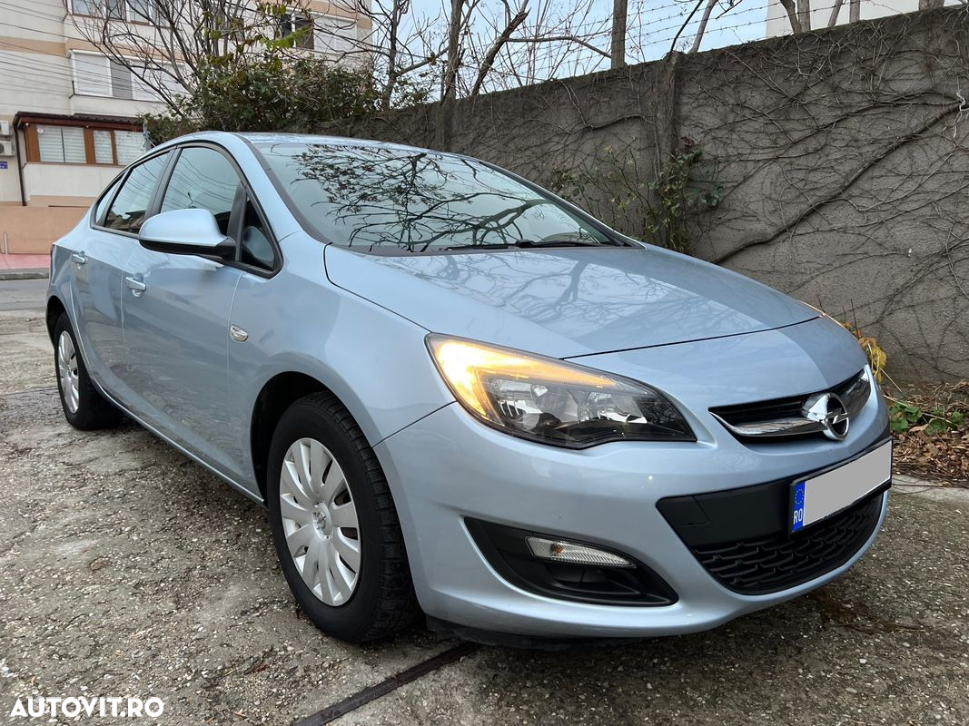 Opel Astra 1.6 CDTI Start/Stop Cosmo - 9