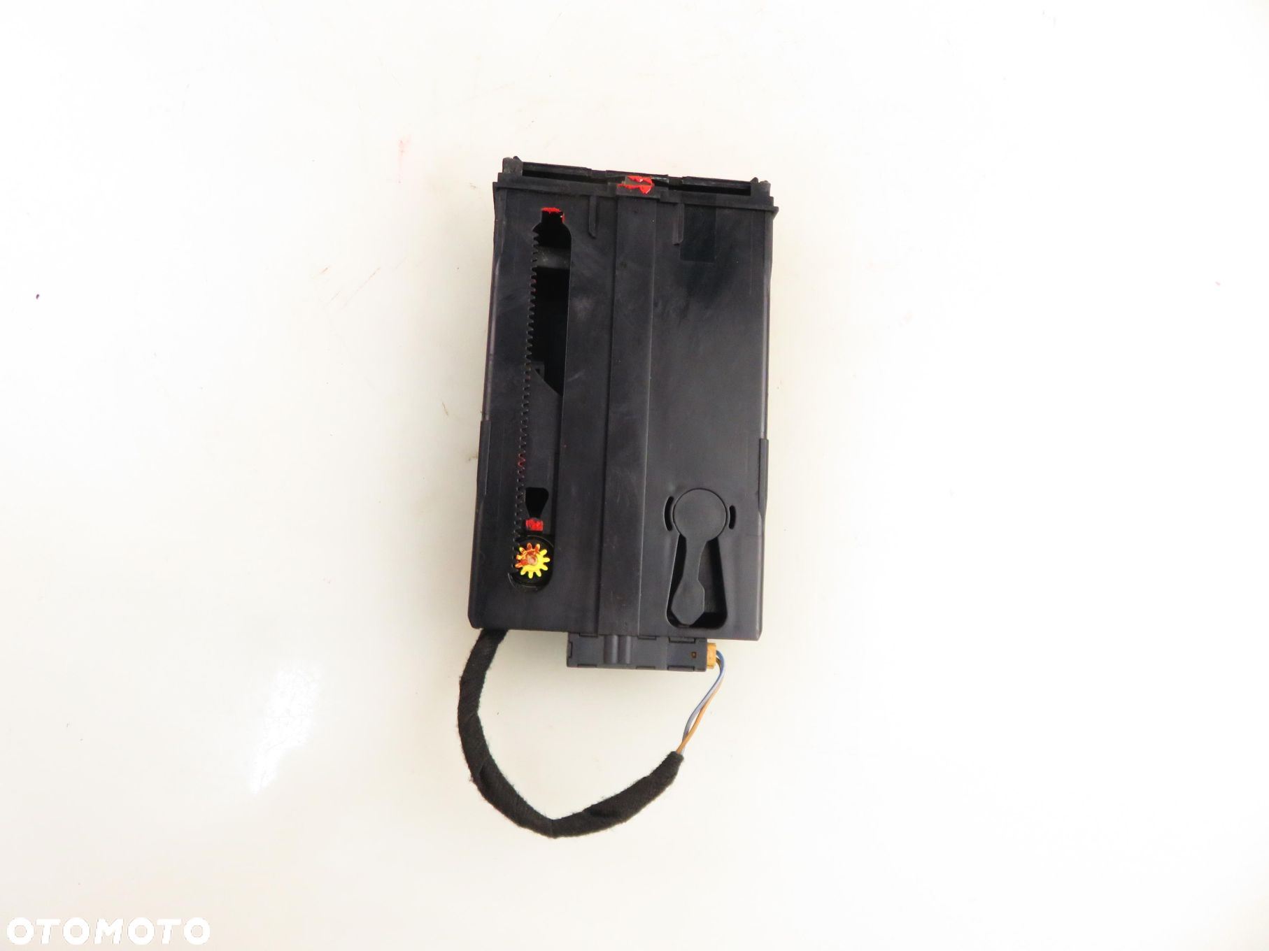 UCHWYT NA NAPOJE AUDI A4 (8D2, B5) 8D0862534 - 9