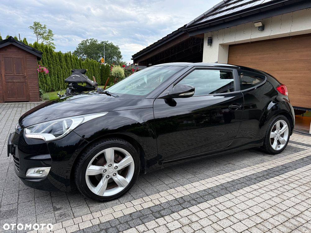 Hyundai Veloster 1.6 Premium - 19
