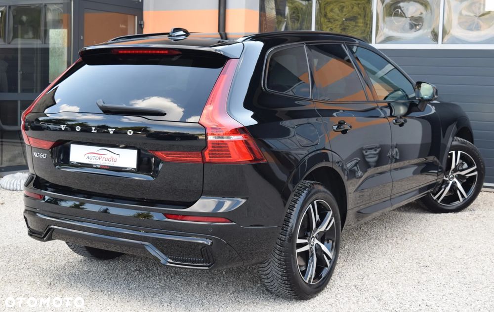 Volvo XC 60 B4 D AWD R-Design - 14