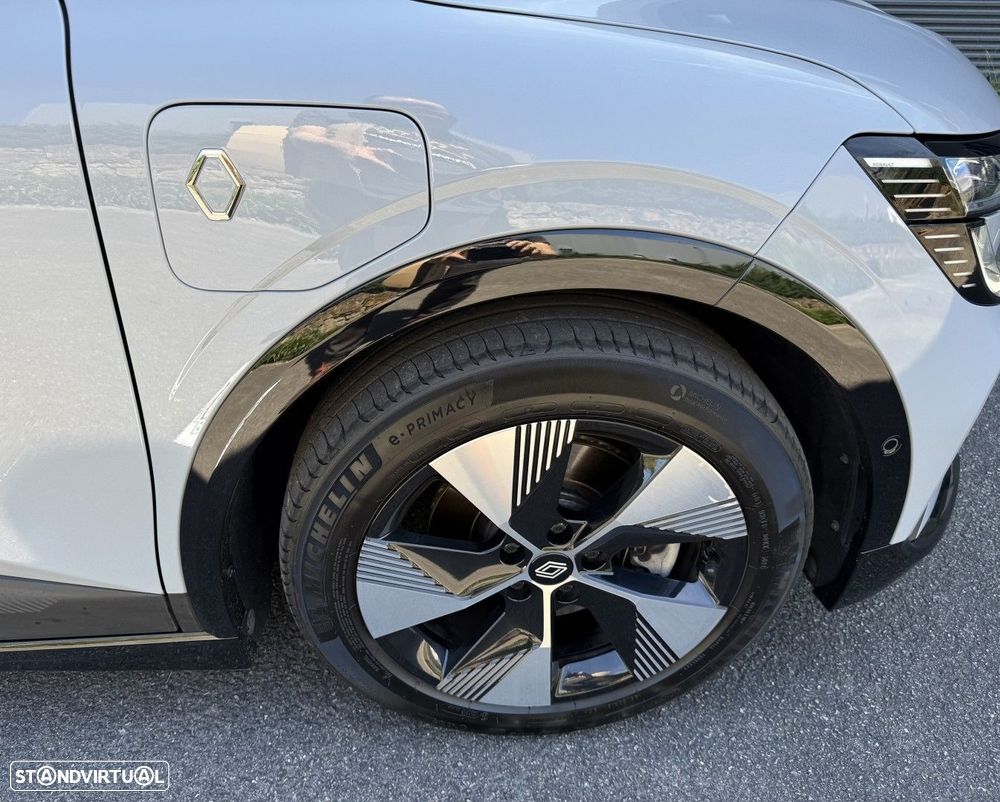 Renault Mégane E-Tech - 16