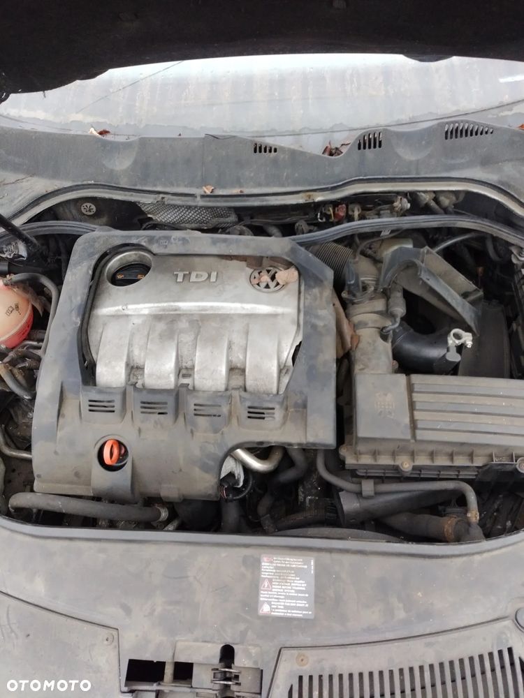 Volkswagen Passat B6 na części - 12