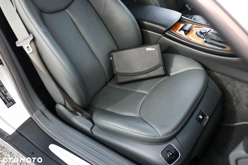 Mercedes-Benz SL 500 - 23