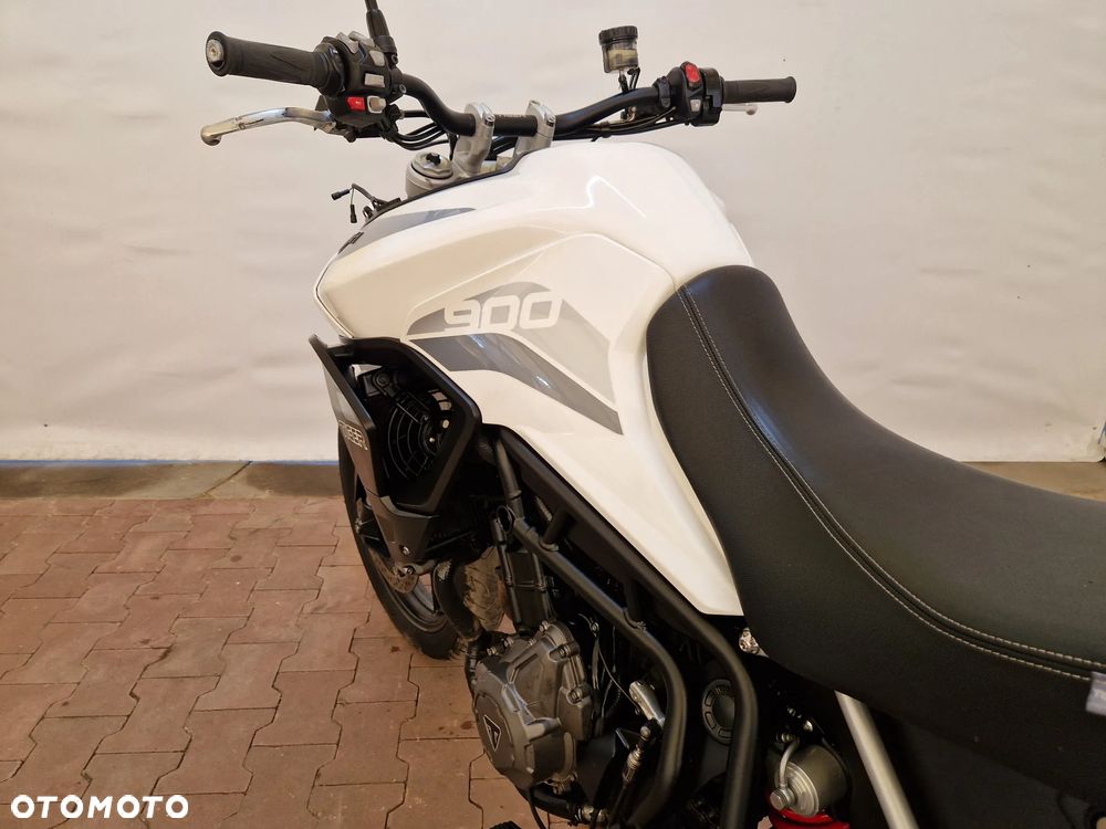 Triumph Tiger - 28