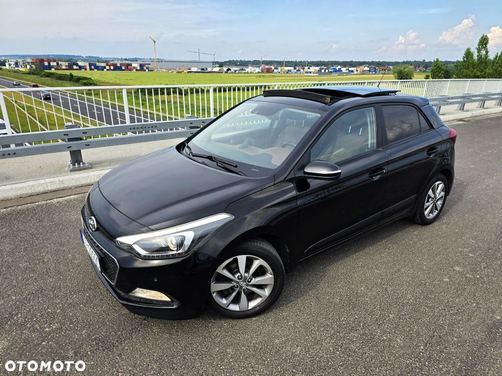 Hyundai i20 1.4 CRDI Active YES Plus - 1