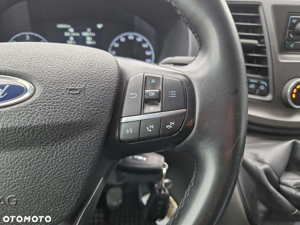 Ford transit Trend - 19