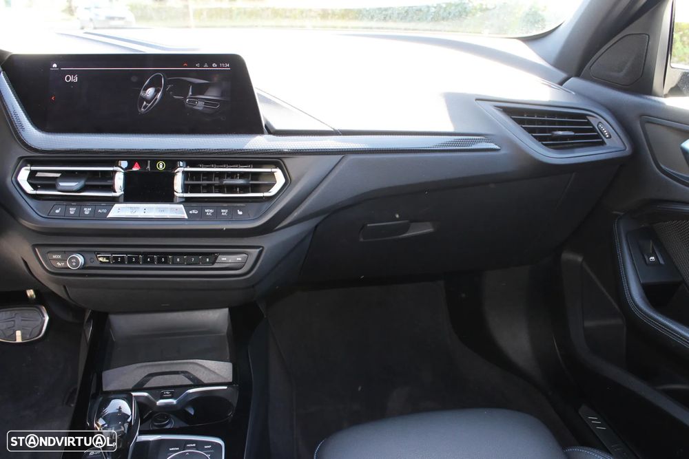 BMW M135i xDrive - 24