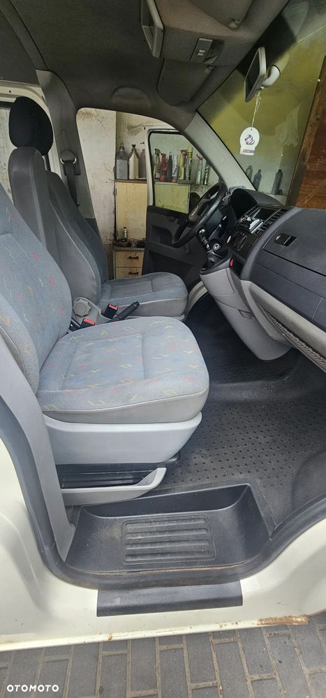 Volkswagen Transporter - 3