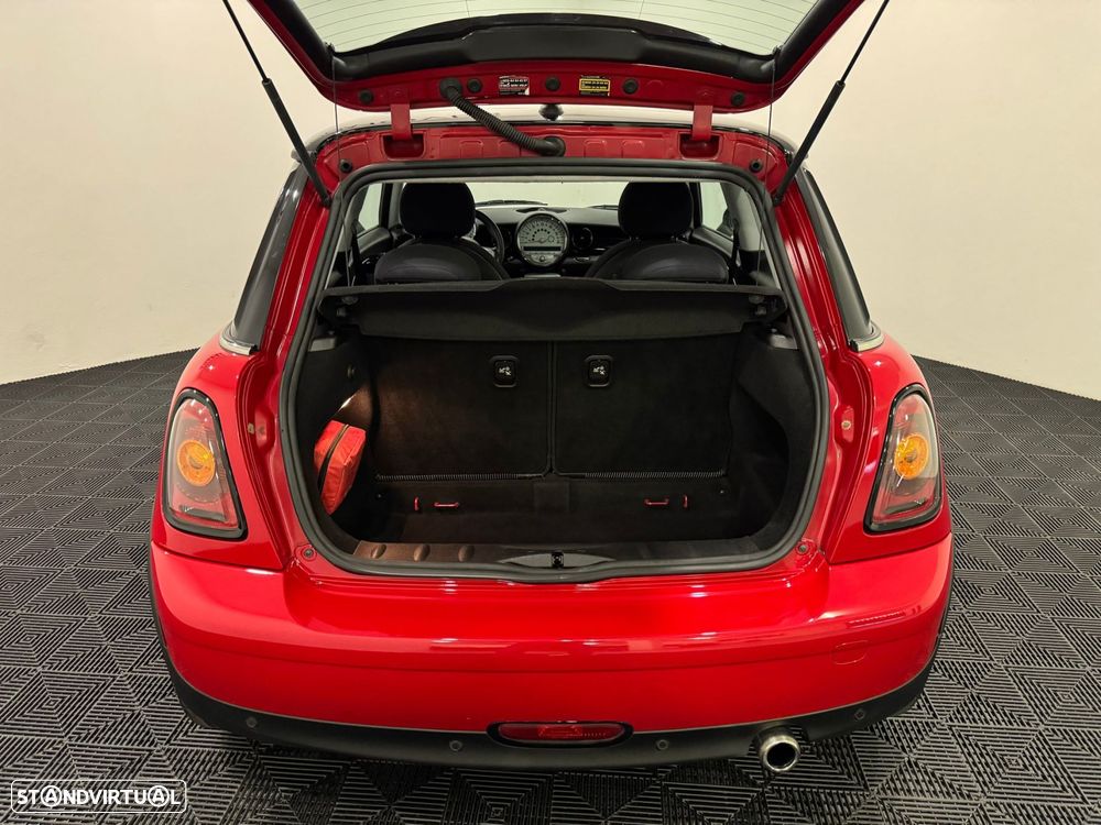 MINI 3 Portas Cooper D - 42