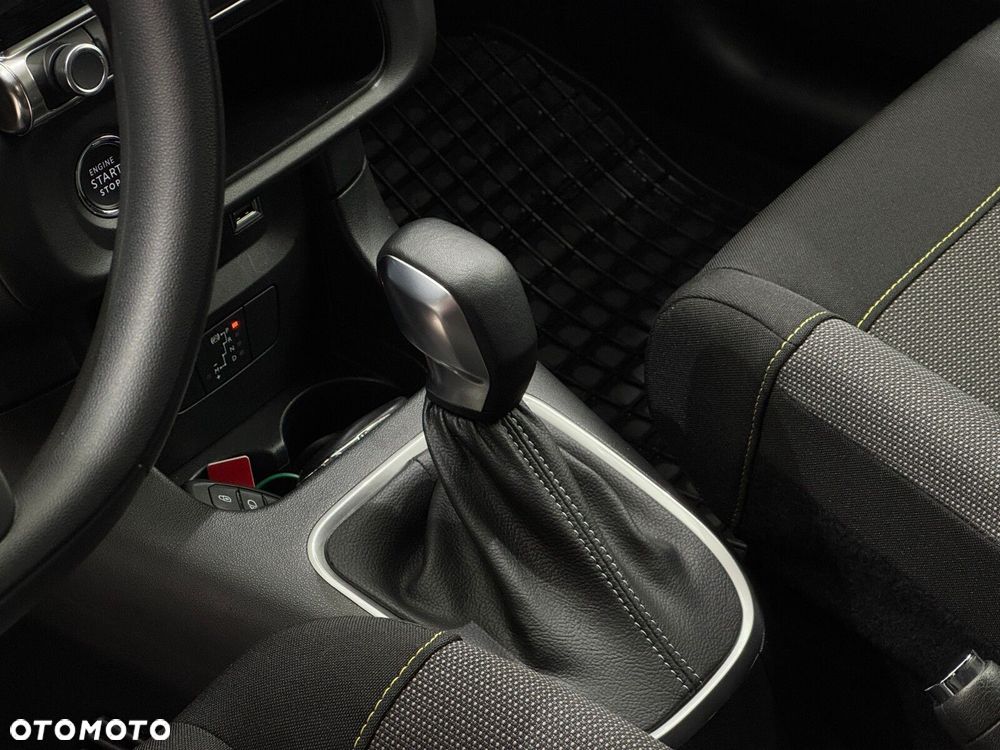 Citroën C3 1.2 PureTech Shine EAT6 - 9
