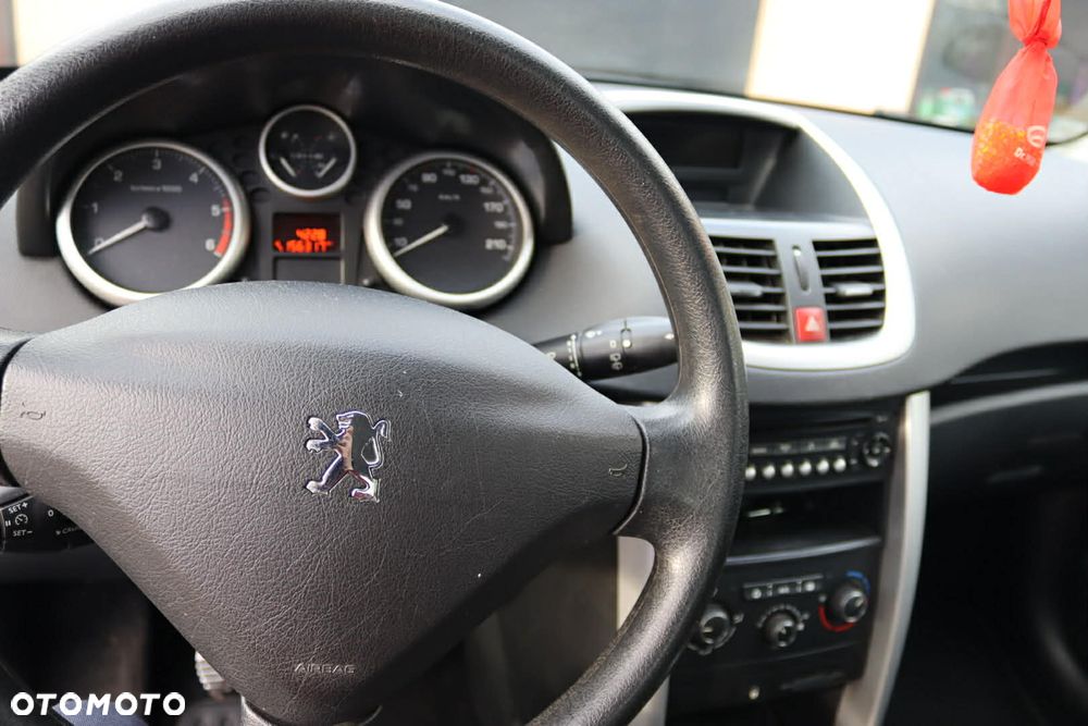 Peugeot 207 1.4 HDi Trendy - 19