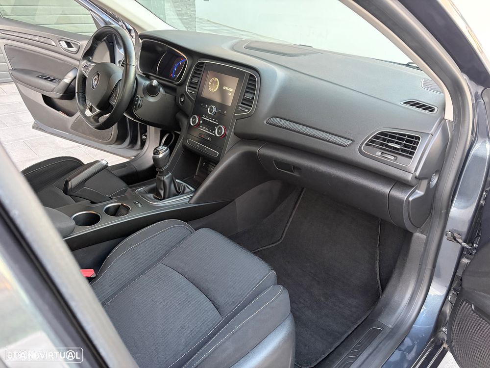 Renault Mégane BLUE dCi 115 ZEN - 18