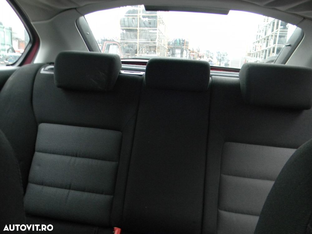 Dezmembrari  Skoda OCTAVIA 2 (1Z)  2004  > 2013 1.9 TDI Motorina - 38