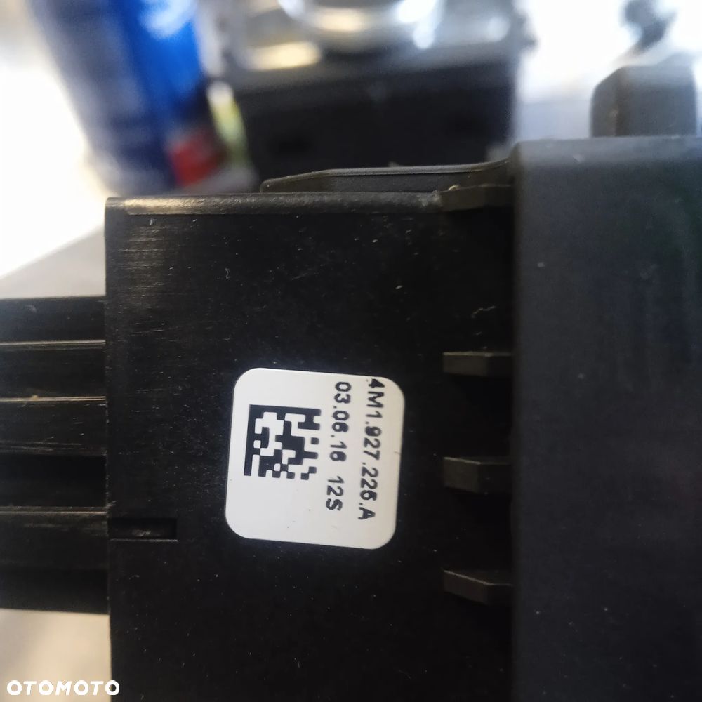 Gałka zmiany biegów wybierak A4 B9 S-Line 8W1719111C - 4