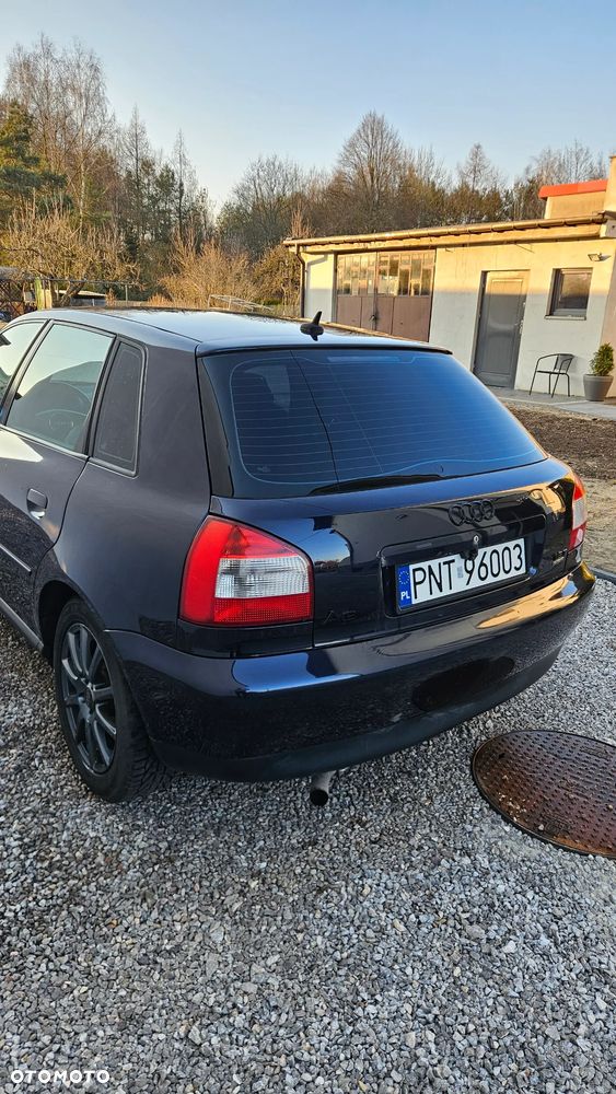 Audi A3 Sportback - 12