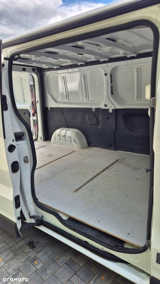 Opel VIVARO TRAFIC - 18