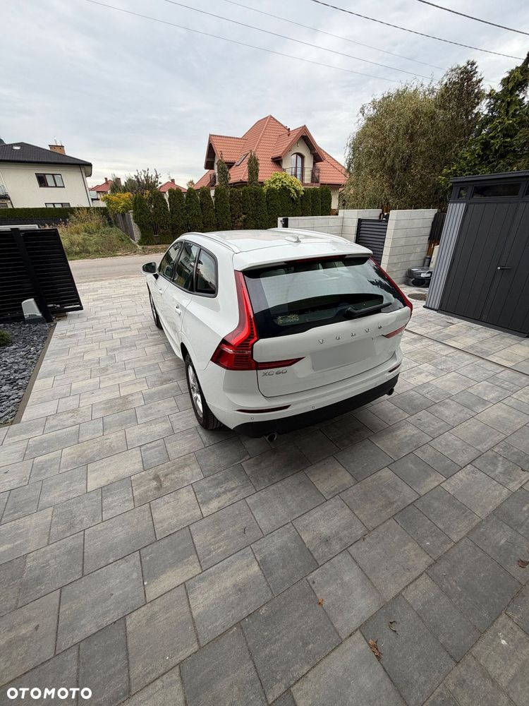 Volvo XC 60 D4 Momentum - 6