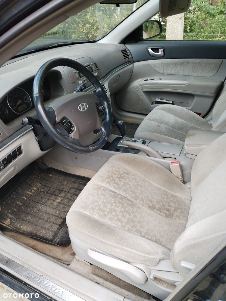Hyundai Sonata 3.3 V6 GLS Prestige - 14