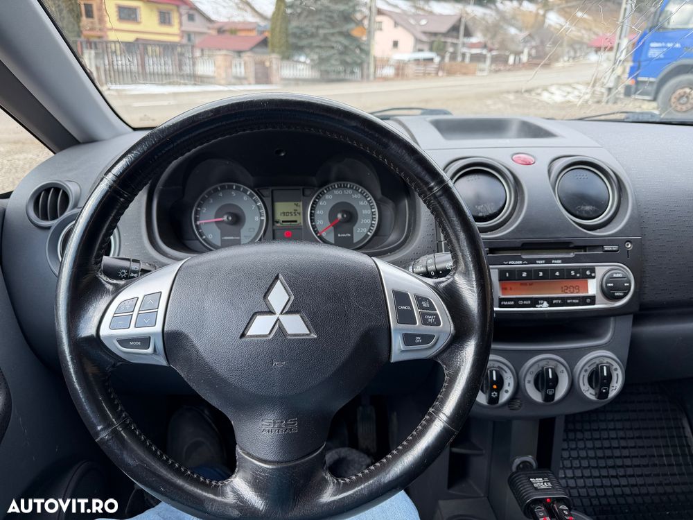 Mitsubishi Colt 1.3 Intense - 4