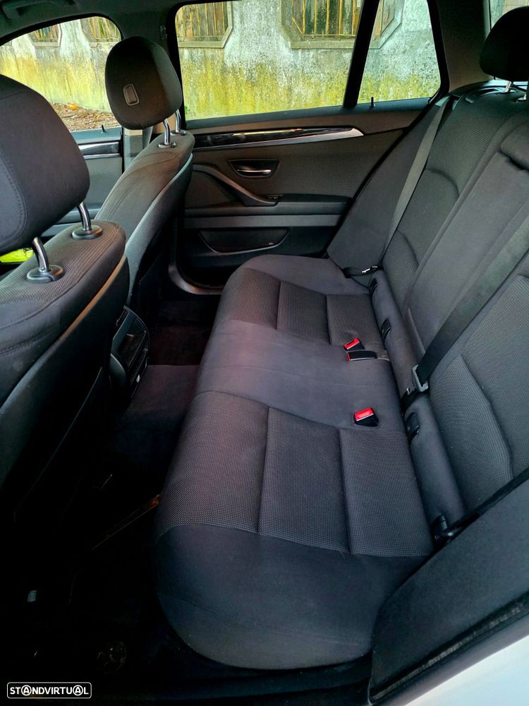 BMW 520 d Sport-Aut. - 15