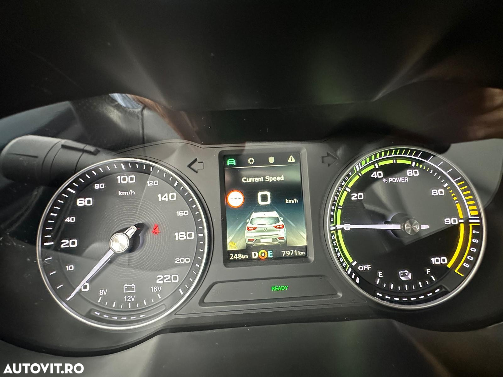 MG ZS EV Luxury - 8