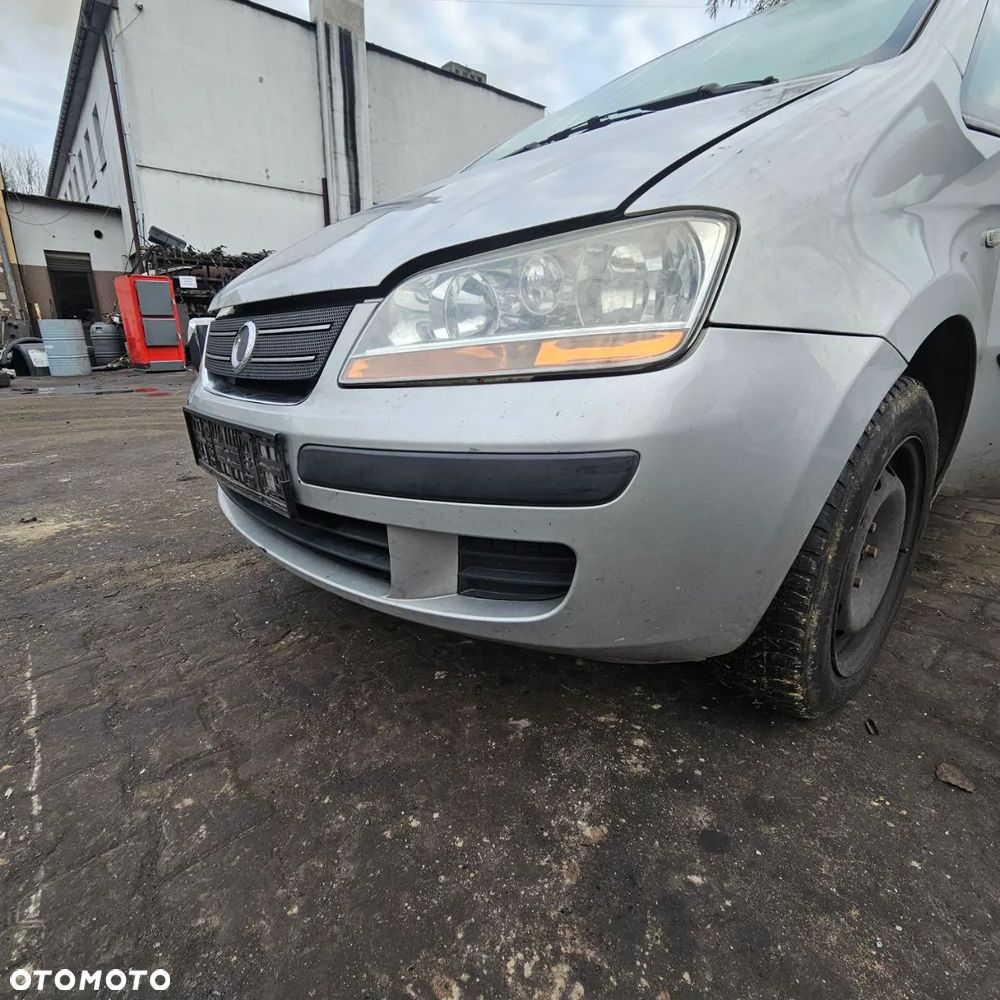 zderzak przedni / przód / Fiat Idea (lak. Grigio steel  kod:. 647) - 3
