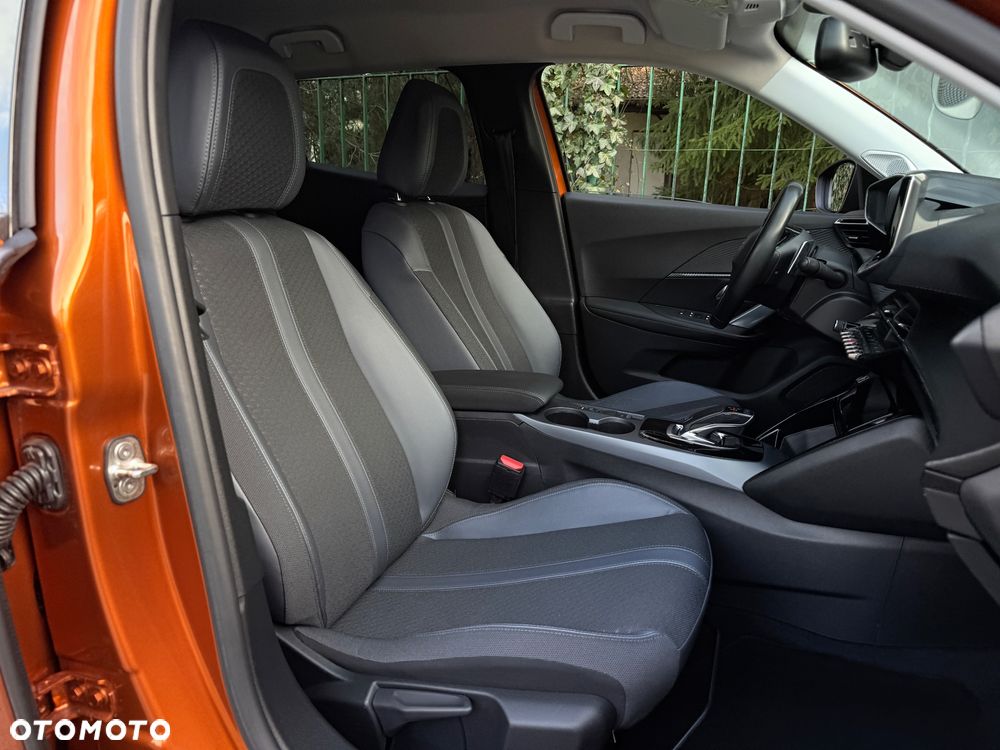 Peugeot 2008 BlueHDi 130 EAT8 Allure Pack - 10