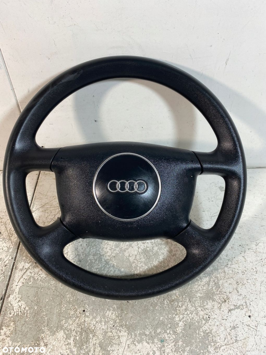 KIEROWNICA AUDI A4 B6 CZARNA PLASTIK - 1