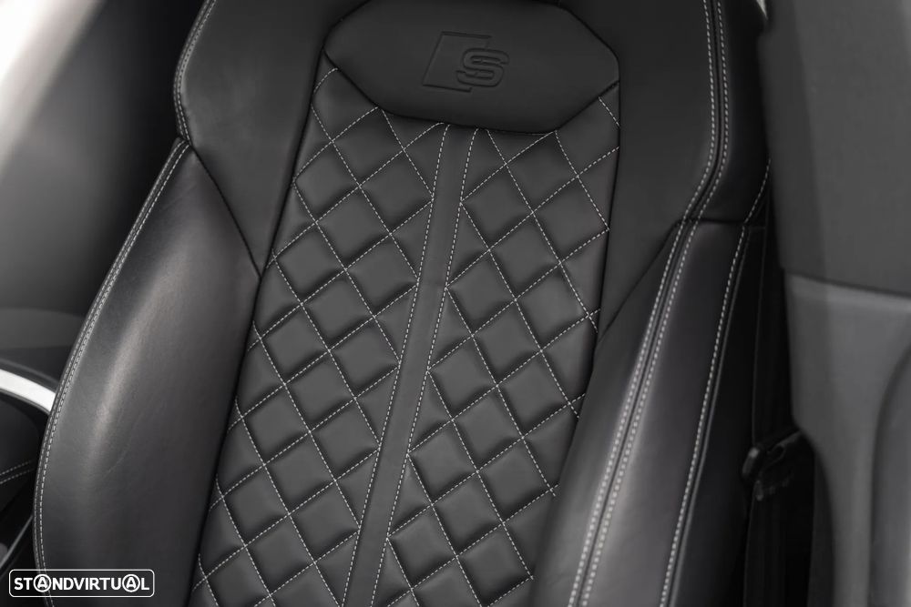 Audi Q8 50 TDI quattro Tiptronic - 29